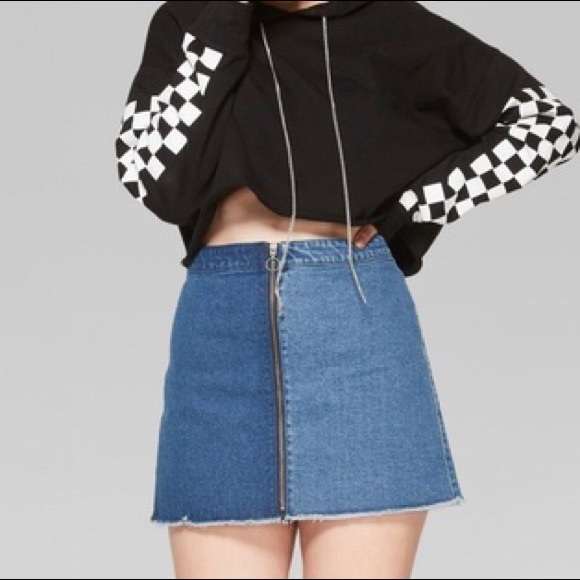 Wild Fable Two Tone Circle Zip Denim Mini Skirt - Picture 3 of 6